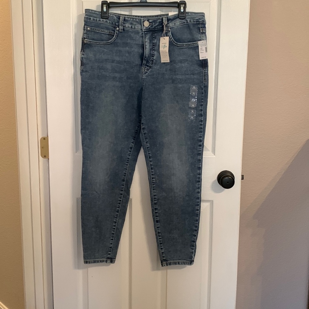Maurice’s super skinny Everflex high rise jeans